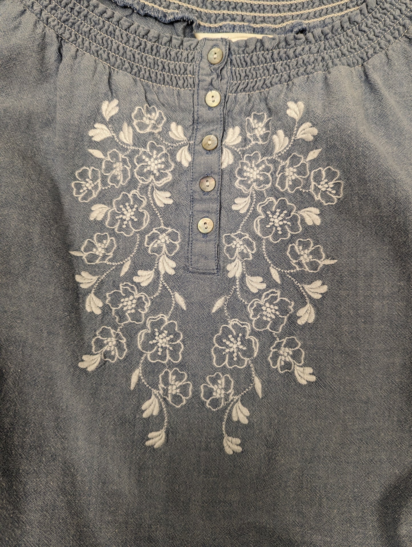 Chambray paysane blouse