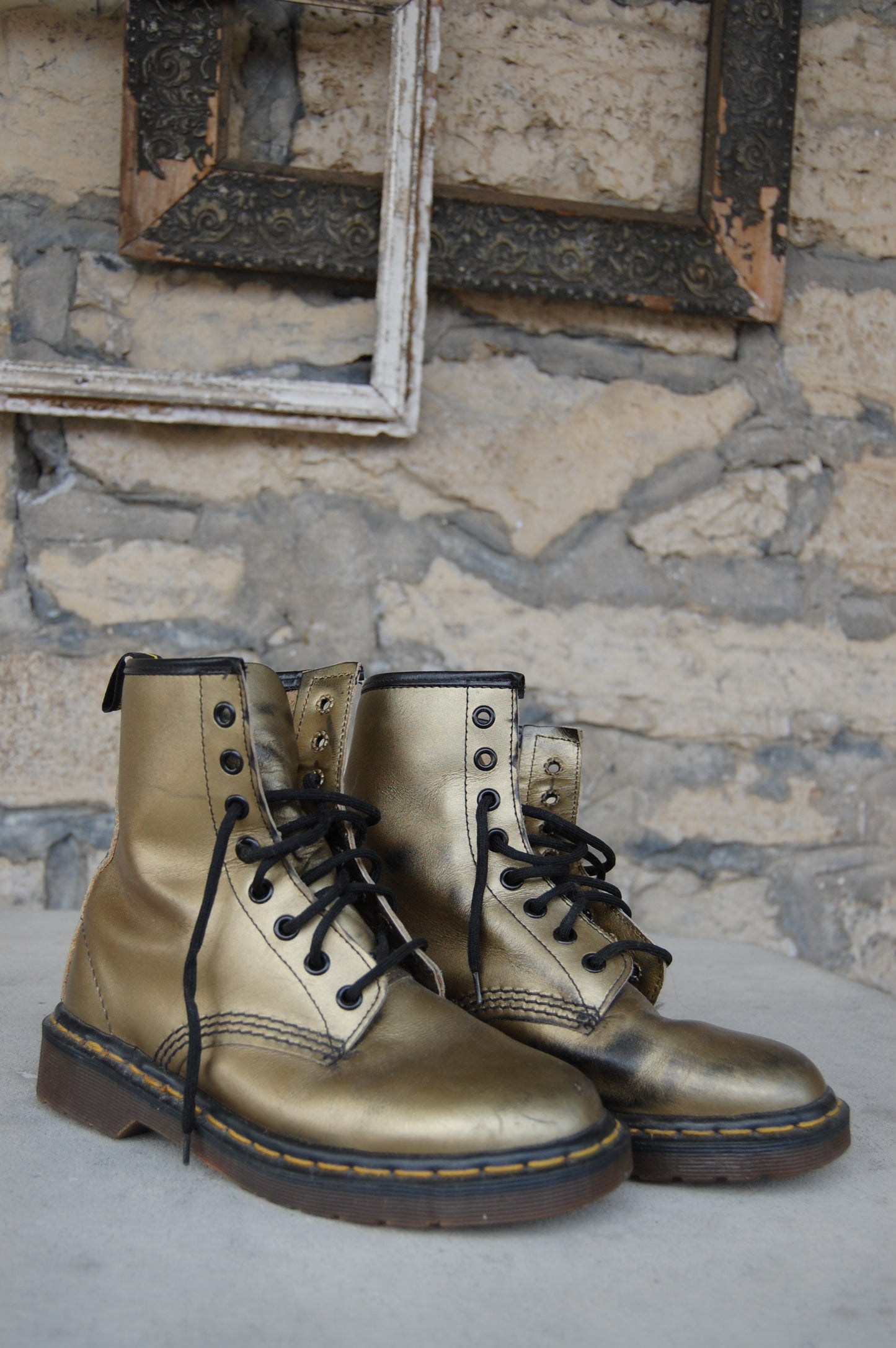 Dr. Martens 1460 vintage golden boots