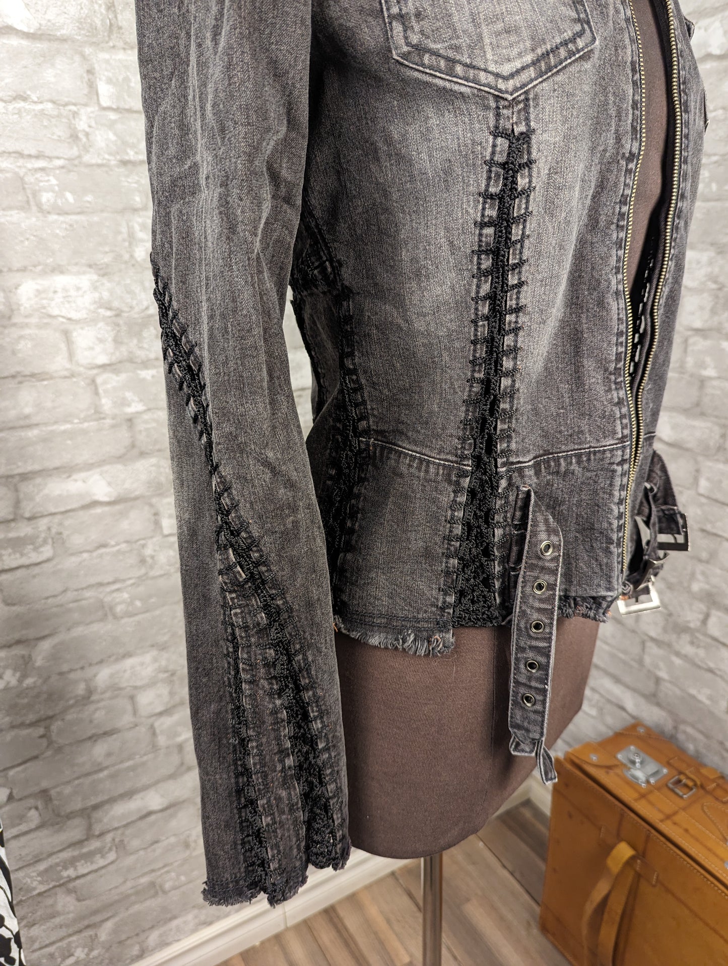 Vintage black denim jeans Parasuko jacket