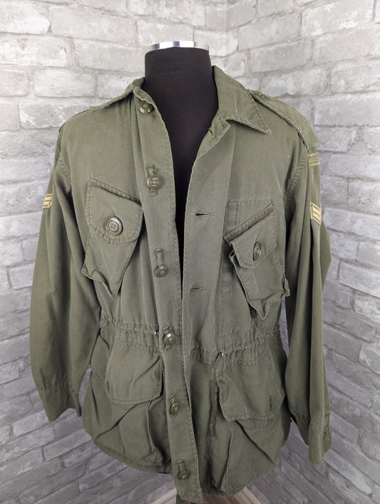 Vintage 1983 Canadian Forces Caporal combat coat