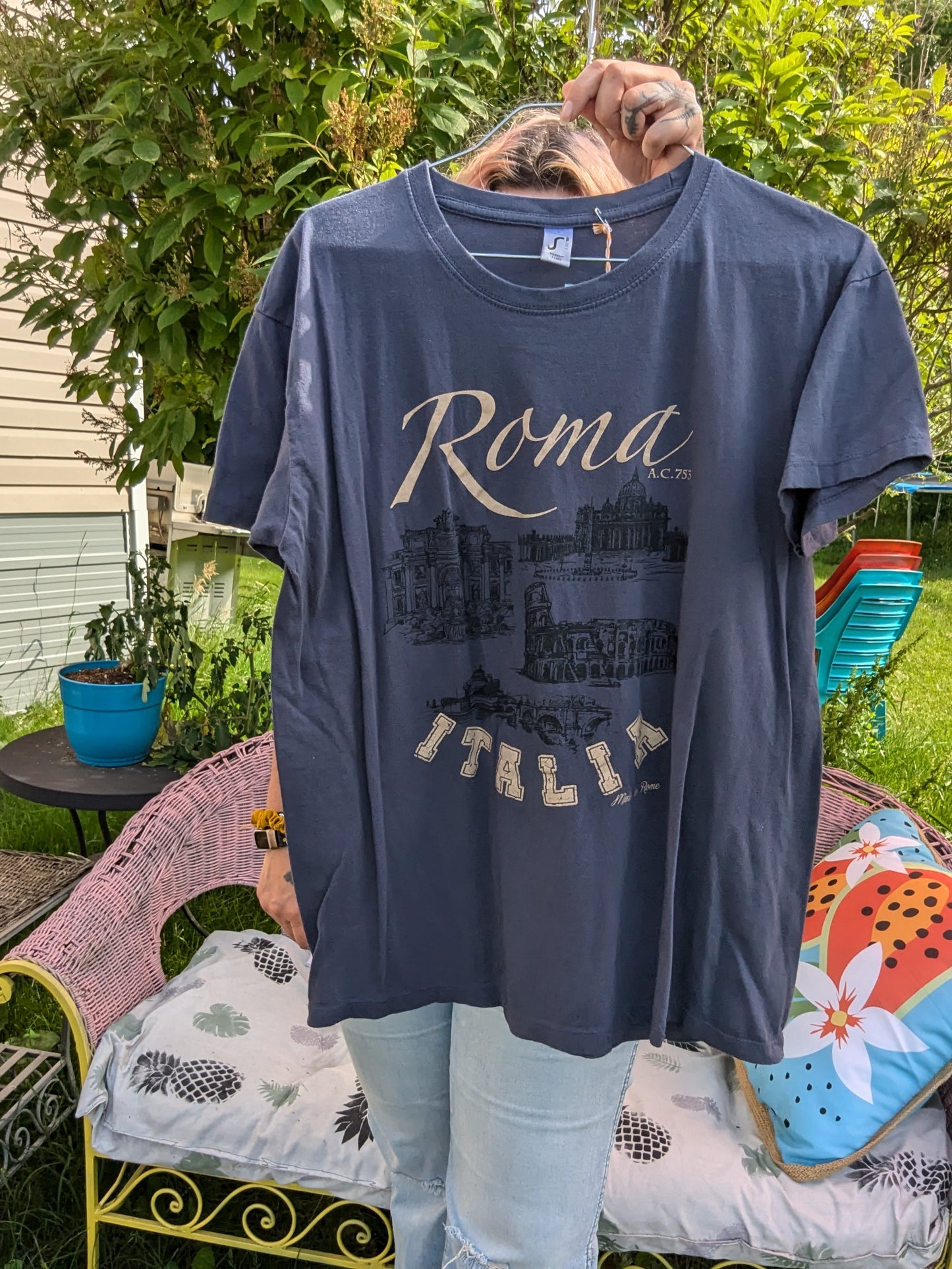 Roma Italy landmark dark blue tshirt